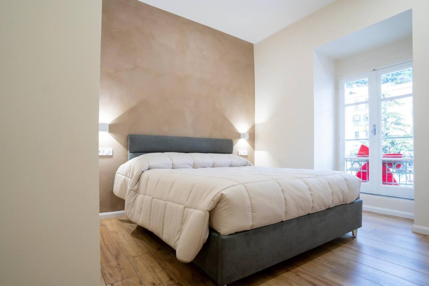 Blue Dream Suites Salerno Esterno foto
