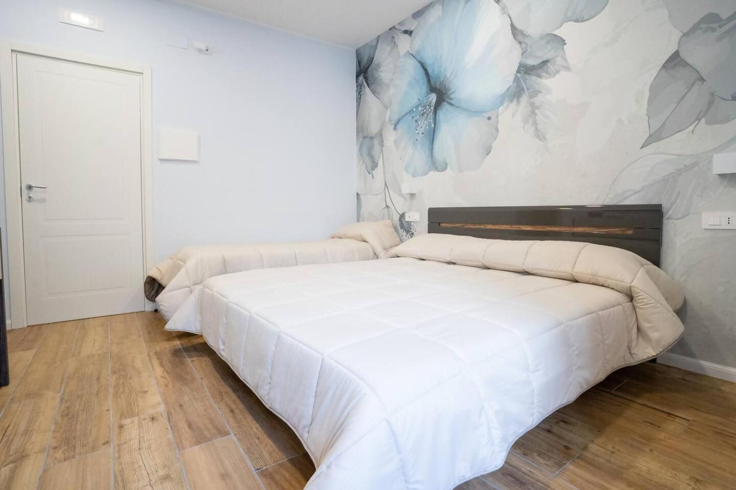 Blue Dream Suites Salerno Esterno foto